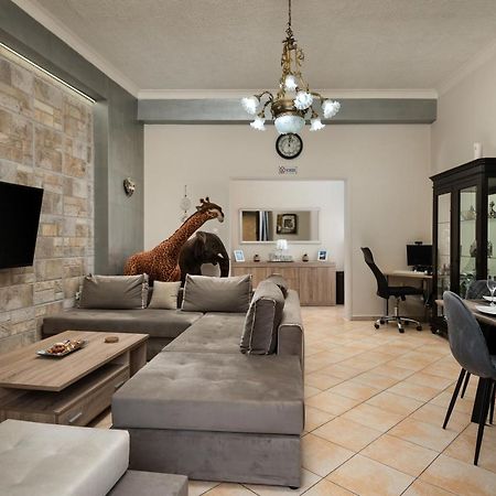 Karis Luxury Home Chania  Bagian luar foto